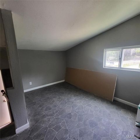 945 Cedar Street, Poplar Bluff, MO 63901