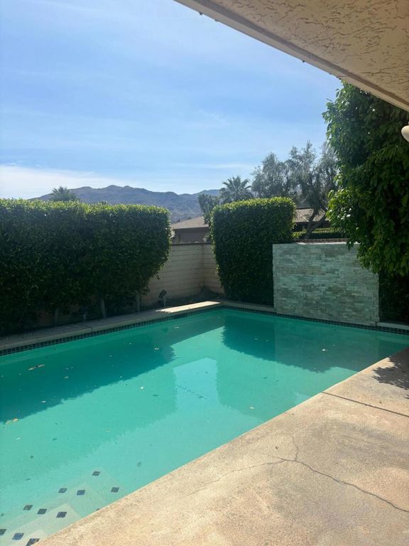 Image 1 of property listing at 24 Lafayette Drive, Rancho Mirage, CA 92270