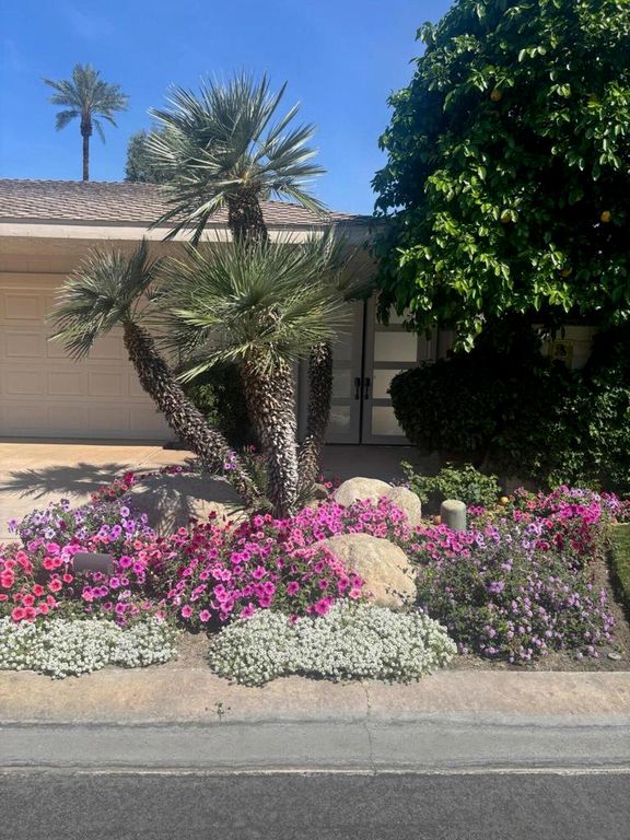 Image 12 of property listing at 24 Lafayette Drive, Rancho Mirage, CA 92270