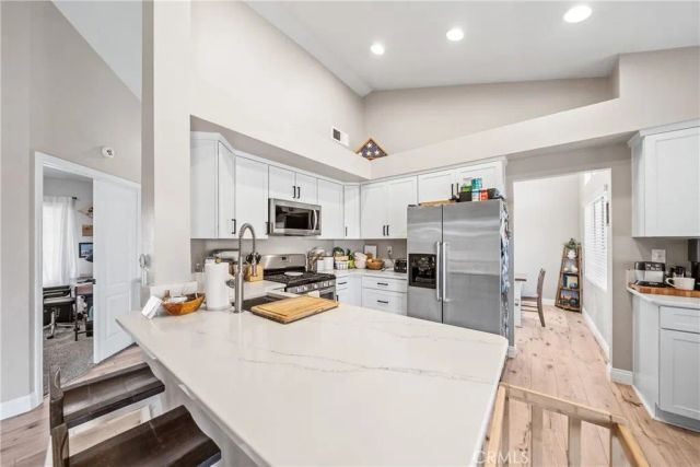 30237 Calle Pompeii, Menifee, CA 92584