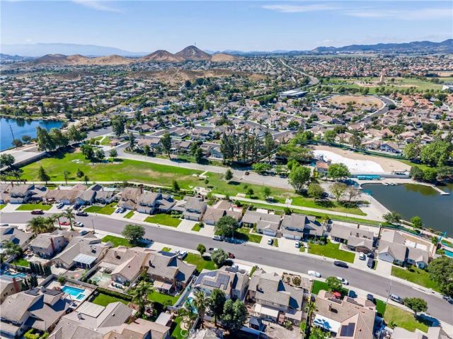 30237 Calle Pompeii, Menifee, CA 92584