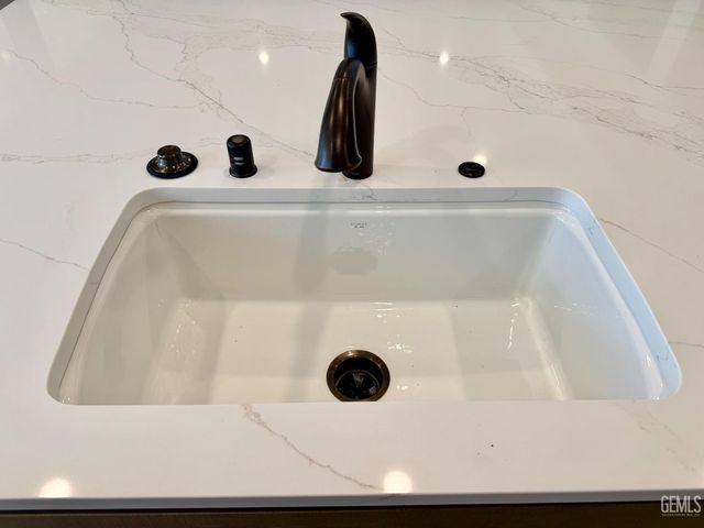 14402 Addleston Lane, Bakersfield, CA 93311