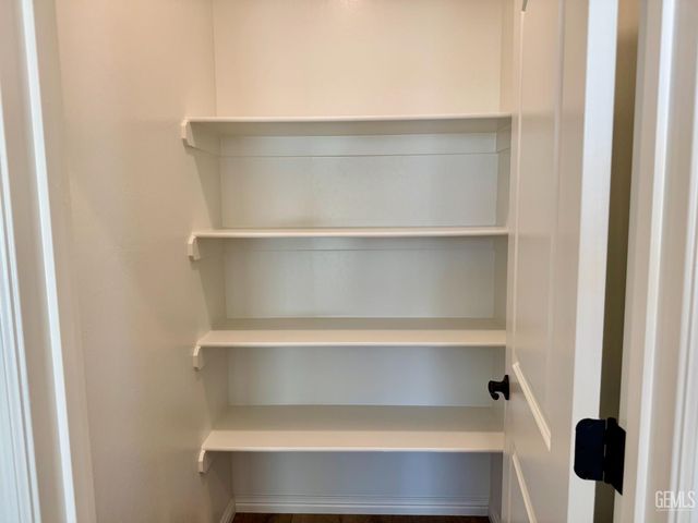 14402 Addleston Lane, Bakersfield, CA 93311