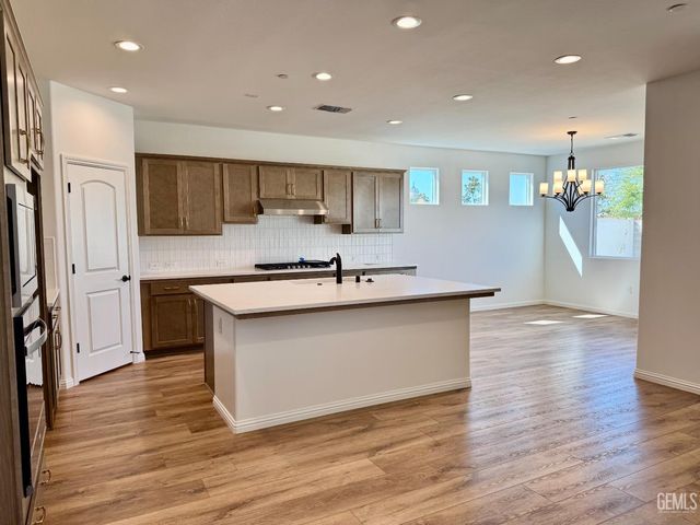 14402 Addleston Lane, Bakersfield, CA 93311