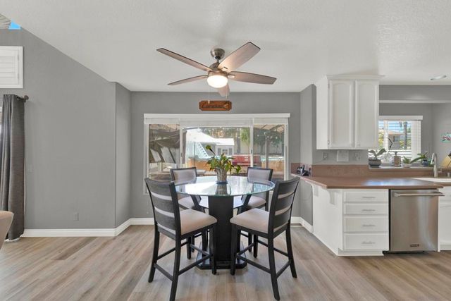 1371 Westminster Pl, Escondido, CA 92027