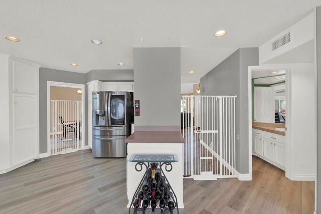 1371 Westminster Pl, Escondido, CA 92027