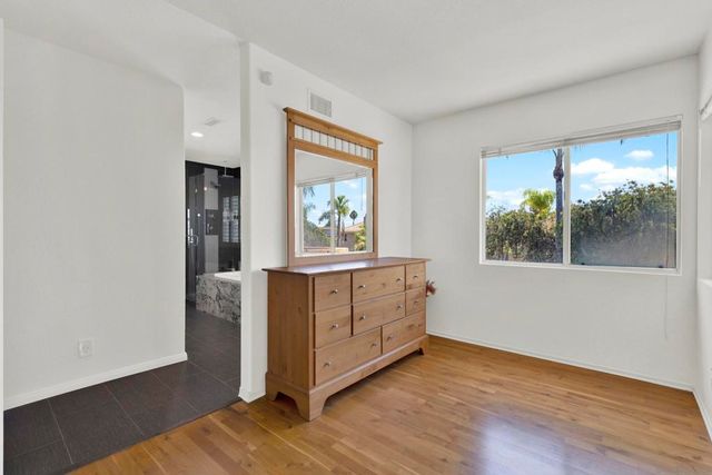 1371 Westminster Pl, Escondido, CA 92027