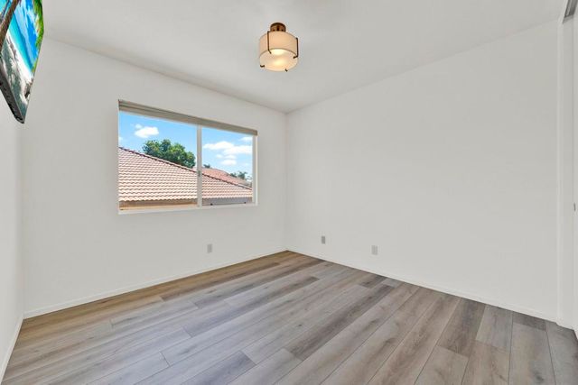 1371 Westminster Pl, Escondido, CA 92027