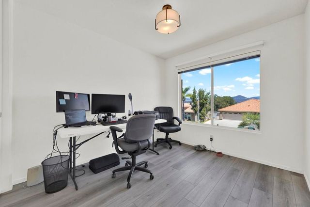 1371 Westminster Pl, Escondido, CA 92027