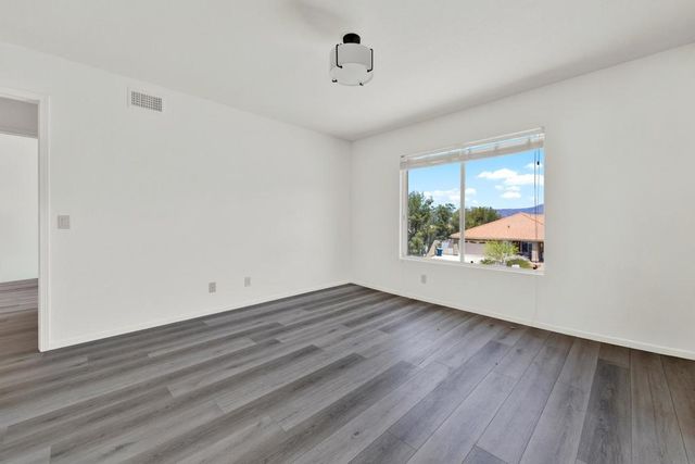 1371 Westminster Pl, Escondido, CA 92027