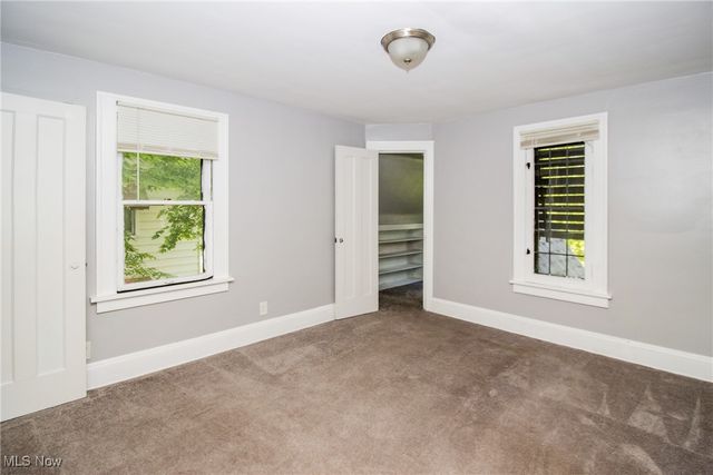 858 Roanoke Road, Cleveland Heights, OH 44121