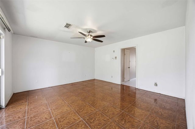 1823 Hilton Head Drive, Missouri City, TX 77459