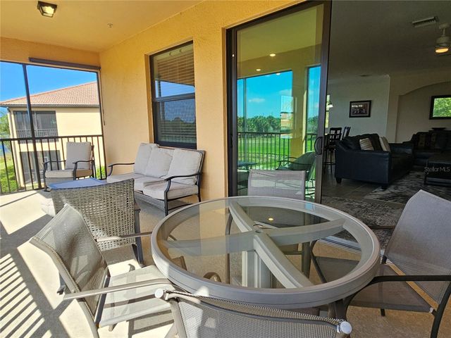 10825 TARFLOWER DRIVE 202, Venice, FL 34293