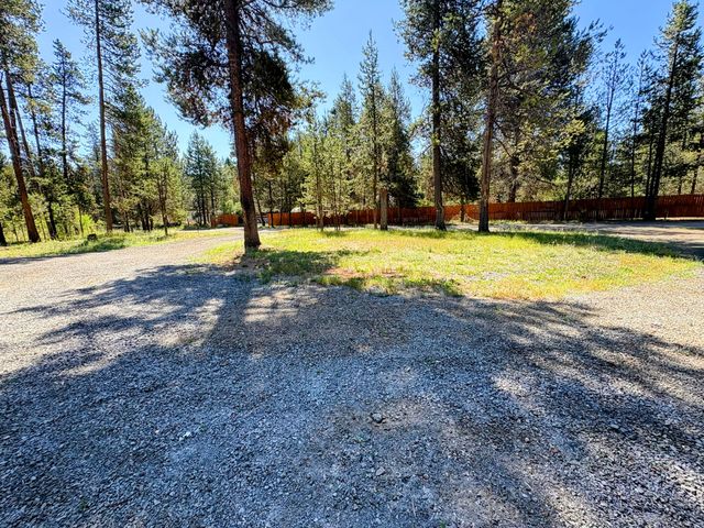 15934 Fir Road, La Pine, OR 97739