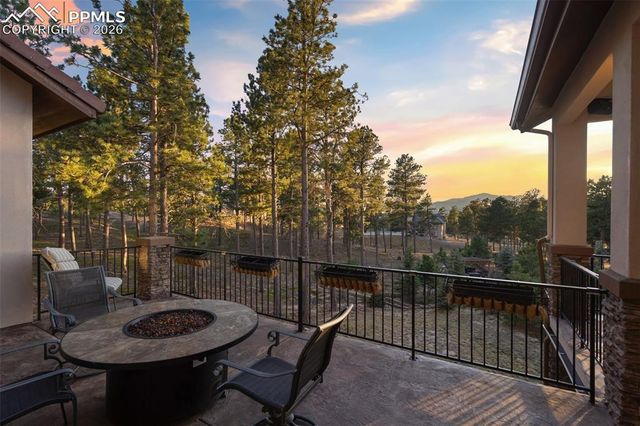 4255 Foxchase Way, Colorado Springs, CO 80908