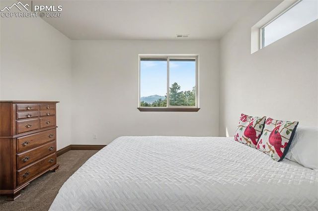 4255 Foxchase Way, Colorado Springs, CO 80908