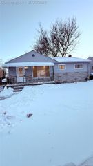 22304 California Street, St. Clair Shores, MI 48080