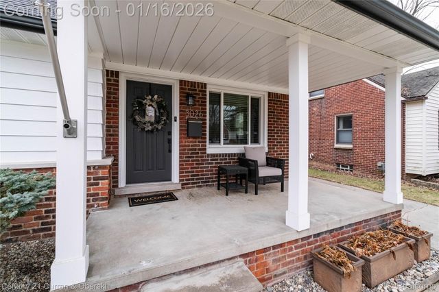 3026 N Vermont Avenue, Royal Oak, MI 48073