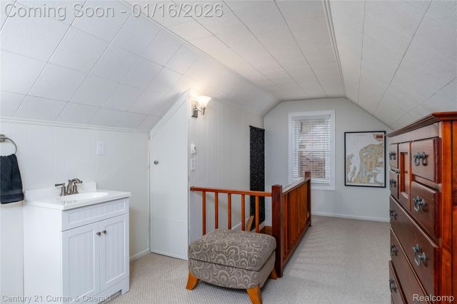 3026 N Vermont Avenue, Royal Oak, MI 48073