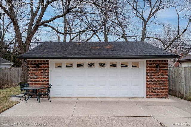 3026 N Vermont Avenue, Royal Oak, MI 48073