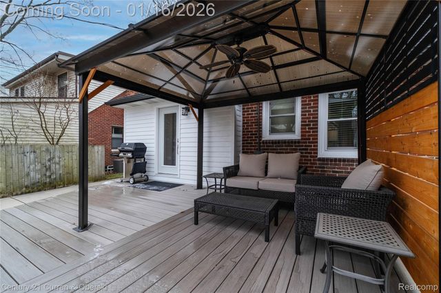 3026 N Vermont Avenue, Royal Oak, MI 48073