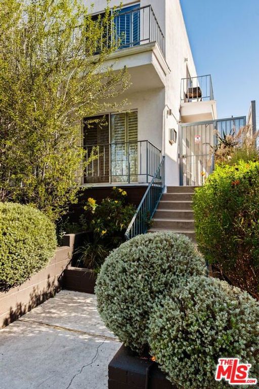 550 N Croft Avenue 2, Los Angeles, CA 90048 — photo 5