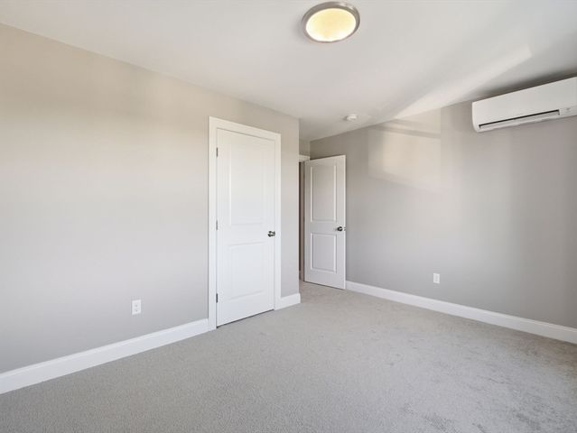477 Washington Street 477, Haverhill, MA 01832
