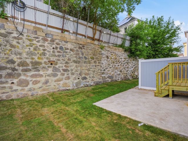 477 Washington Street 477, Haverhill, MA 01832