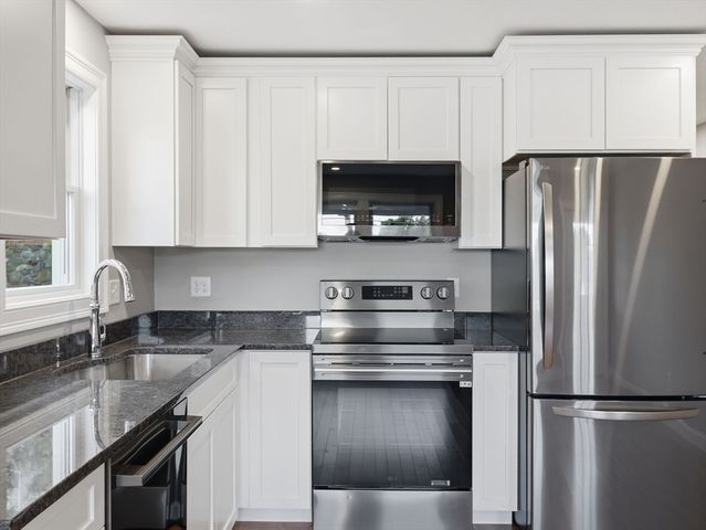 477 Washington Street 477, Haverhill, MA 01832