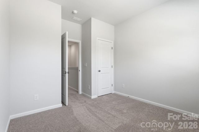 4618 Lakeview Road, Charlotte, NC 28216