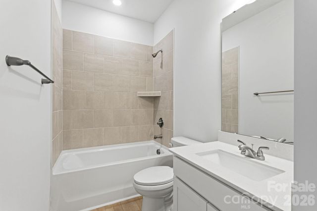4618 Lakeview Road, Charlotte, NC 28216