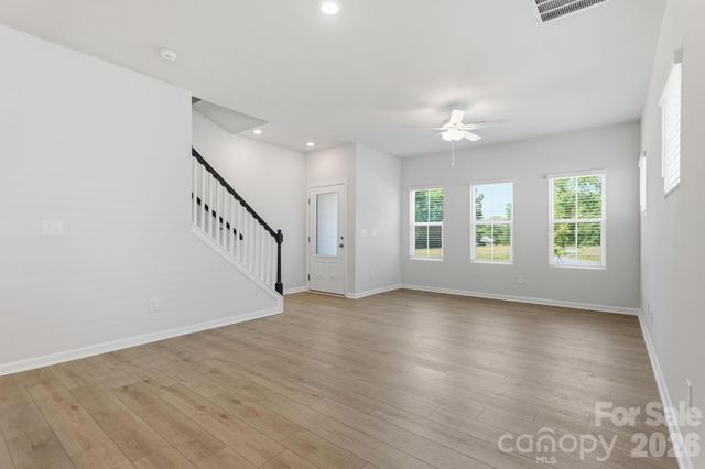 4618 Lakeview Road, Charlotte, NC 28216