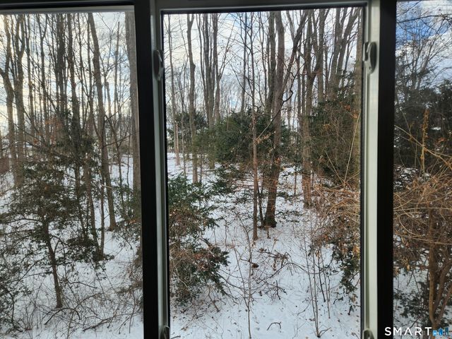 83 Churchill Way 83, Newington, CT 06111