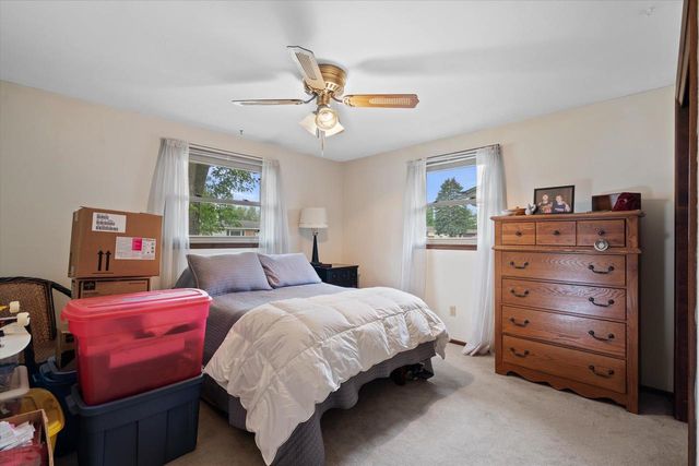 1504 COMMANCHE AVENUE, Green Bay, WI 54313