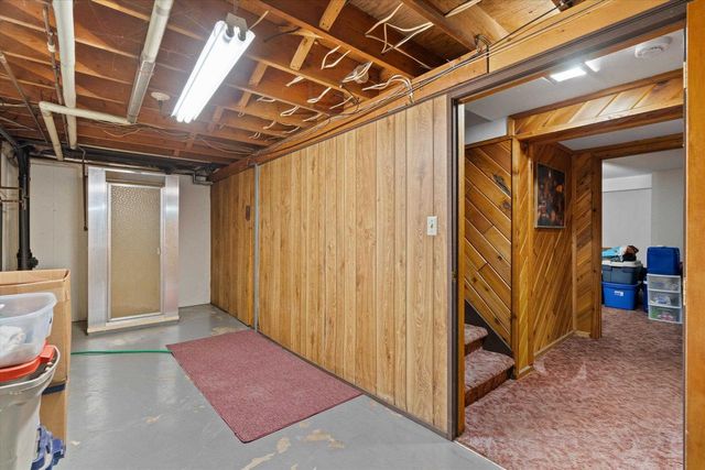 1504 COMMANCHE AVENUE, Green Bay, WI 54313