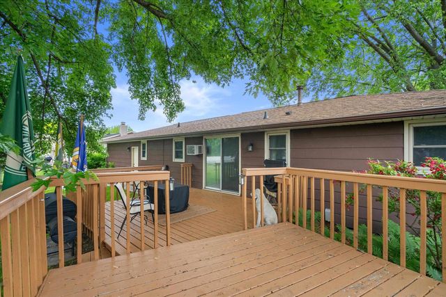 1504 COMMANCHE AVENUE, Green Bay, WI 54313