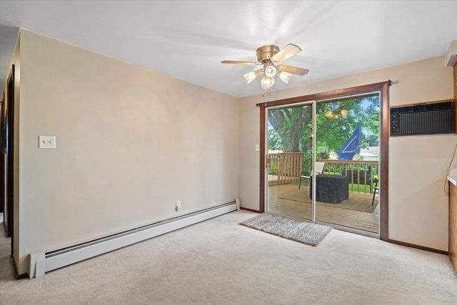1504 COMMANCHE AVENUE, Green Bay, WI 54313