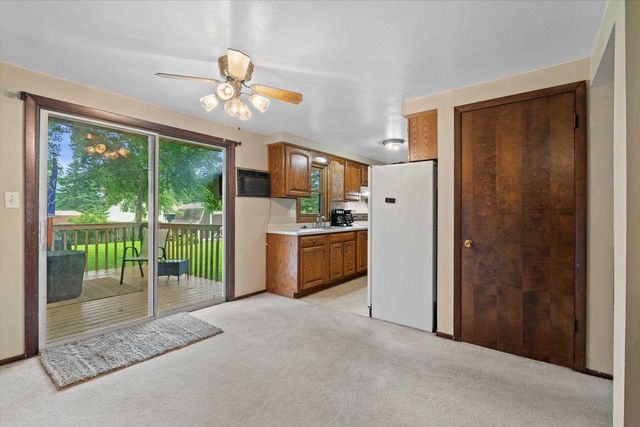 1504 COMMANCHE AVENUE, Green Bay, WI 54313