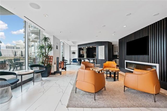 400 W Peachtree Street NW 3115, Atlanta, GA 30308