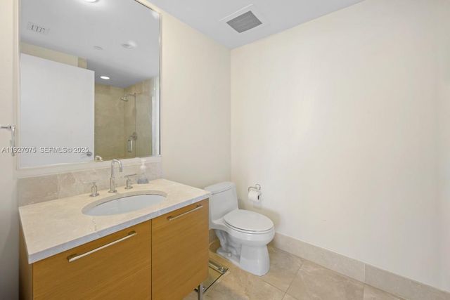 17001 Collins Ave 1204, Sunny Isles Beach, FL 33160