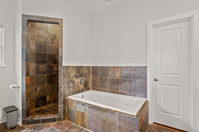 2111 E 8th ST, Austin, TX 78702