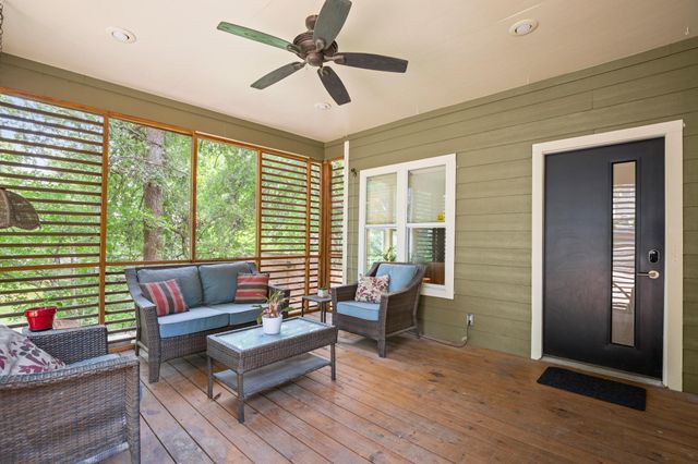 2111 E 8th ST, Austin, TX 78702