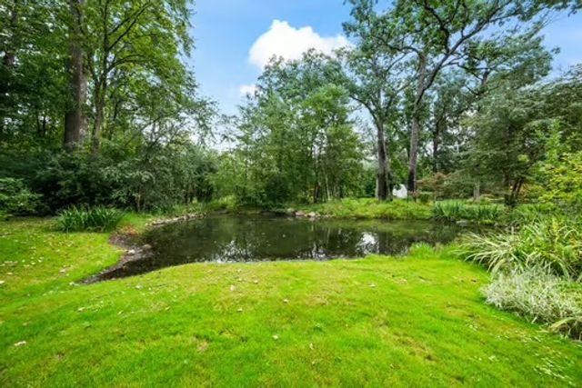 2690 Crestwood Lane, Riverwoods, IL 60015