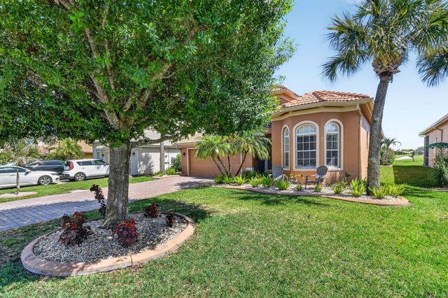 332 NW Stratford Lane, Port St. Lucie, Port St Lucie, FL 34983