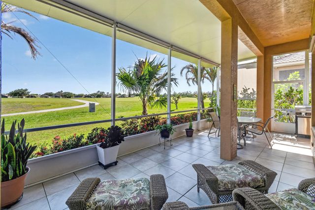 332 NW Stratford Lane, Port St. Lucie, Port St Lucie, FL 34983