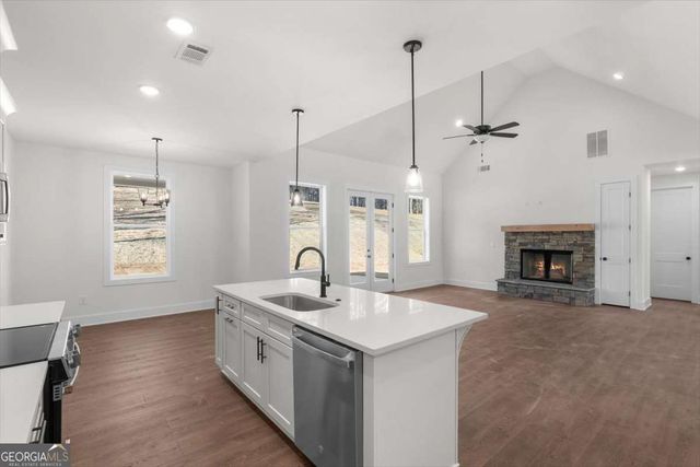 7 Everwood Court SE, Rome, GA 30161