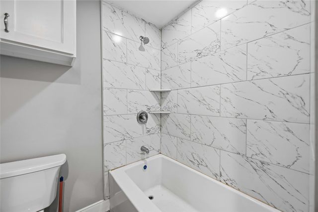 8129 Linda Vista Road, Houston, TX 77028