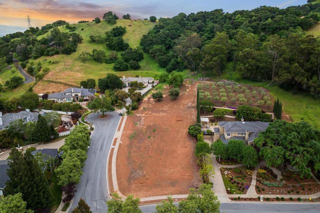 640 Sparhawk Drive, Morgan Hill, CA 95037