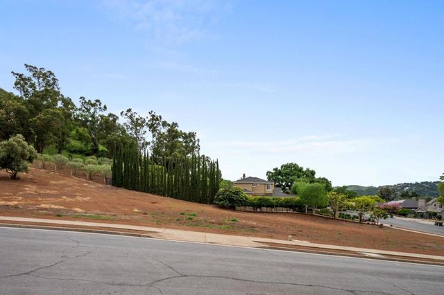 640 Sparhawk Drive, Morgan Hill, CA 95037