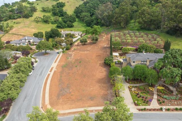 640 Sparhawk Drive, Morgan Hill, CA 95037